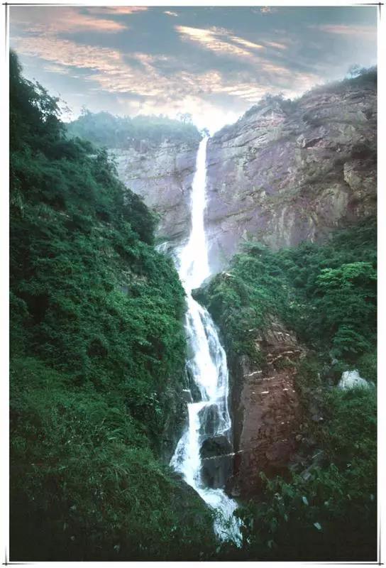 中秋江西庐山瀑布群免门票3日游