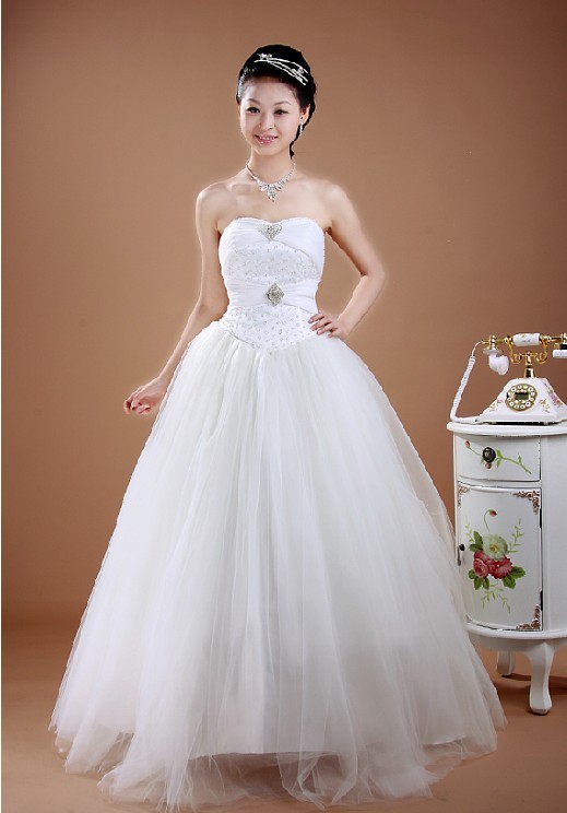 拍婚纱送婚纱_婚纱情侣头像